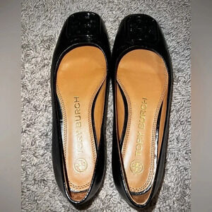 TORY BURCH WRINKLE LEATHER BALLET FLAT IN PERFECT BLACK 6M